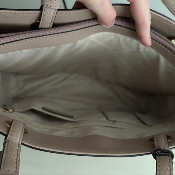 purse - Picture 3 of 7